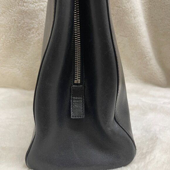 Authentic PRADA Vitello City Tote Black Sleek Leather Medium Size Unisex - Picture 7 of 16